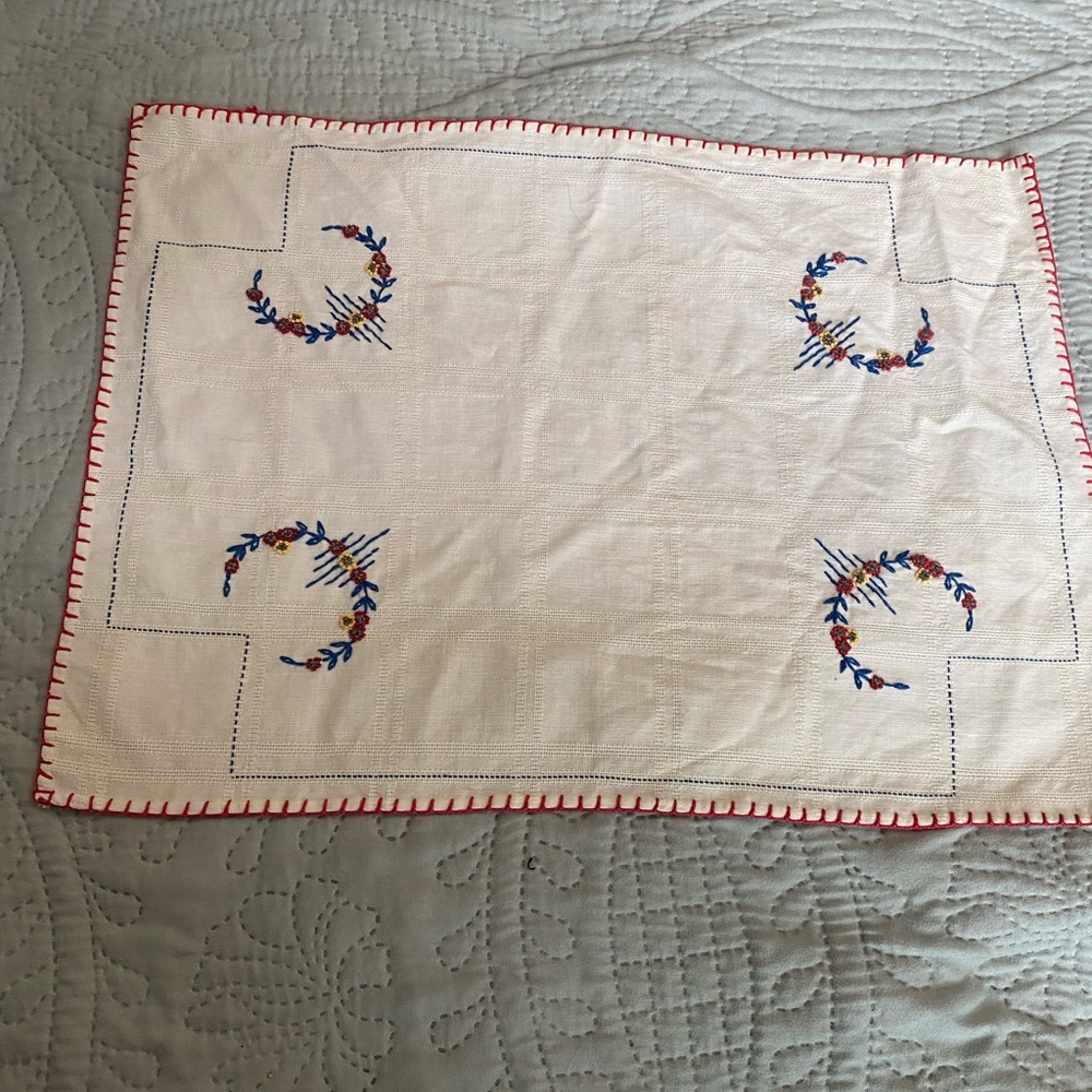 Vintage hand embroidered handkerchief napkin cloth beige Dutch floral thread
